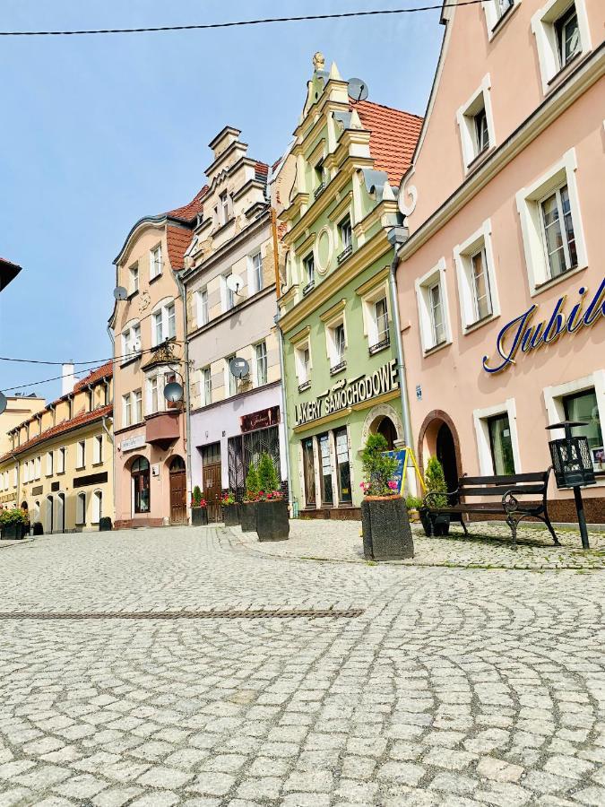 Apartament W Samym Sercu Miasta Z Darmowym Parkingiem Pod Zlotym Lwem -Hotel VI Kłodzko Eksteriør bilde